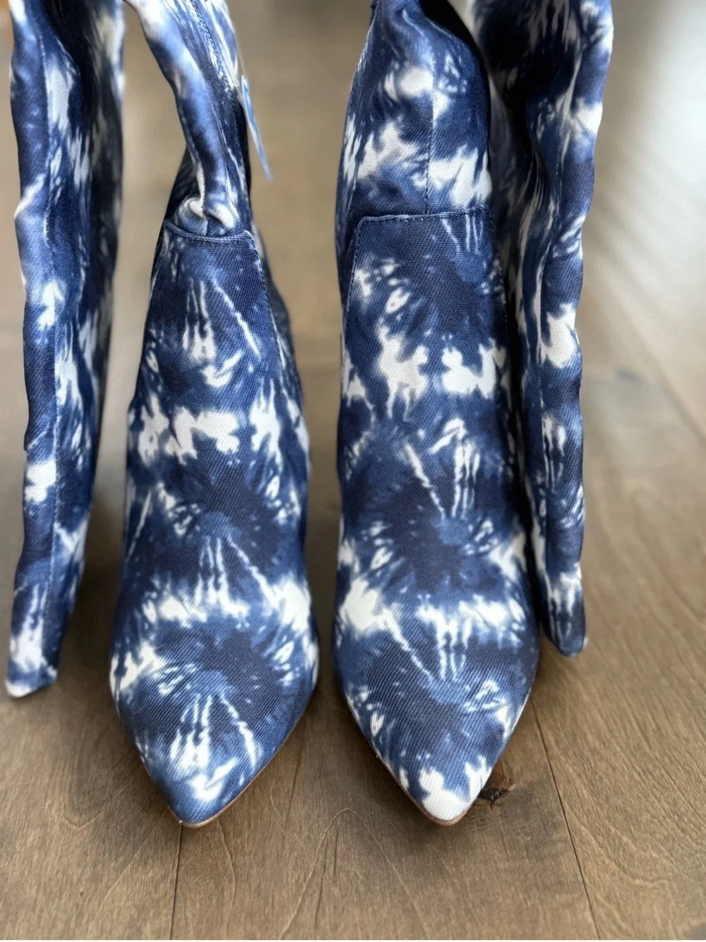 Gianni Bini Zenner Blue Tie-Dye Knee High Stiletto Boots NWOB Sz 6